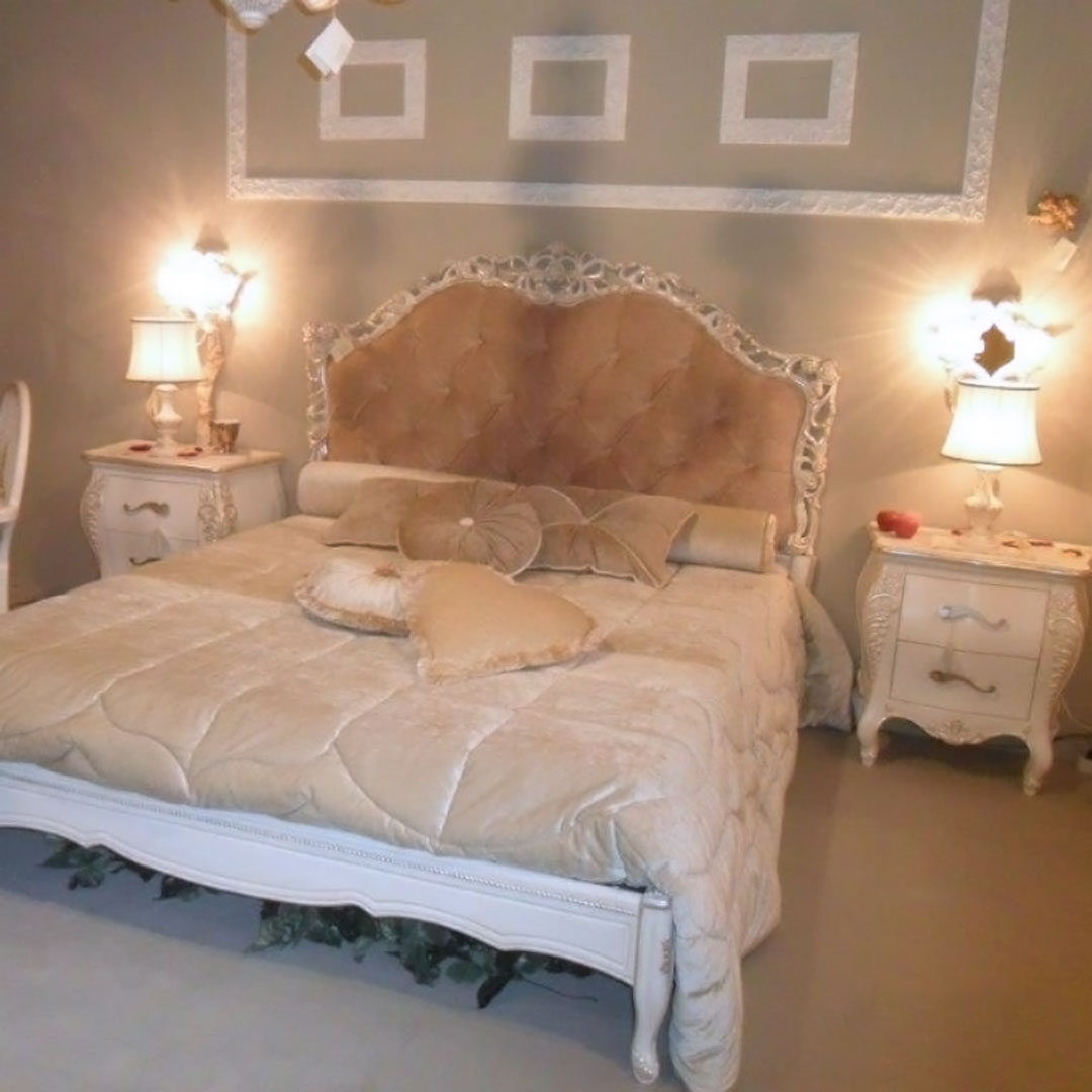 Florence Art, Milan furniture exhibition 2013, luxury furniture in classic Florentine style Florence Art, Milan furniture exhibition 2013, luxury furniture in classic Florentine style